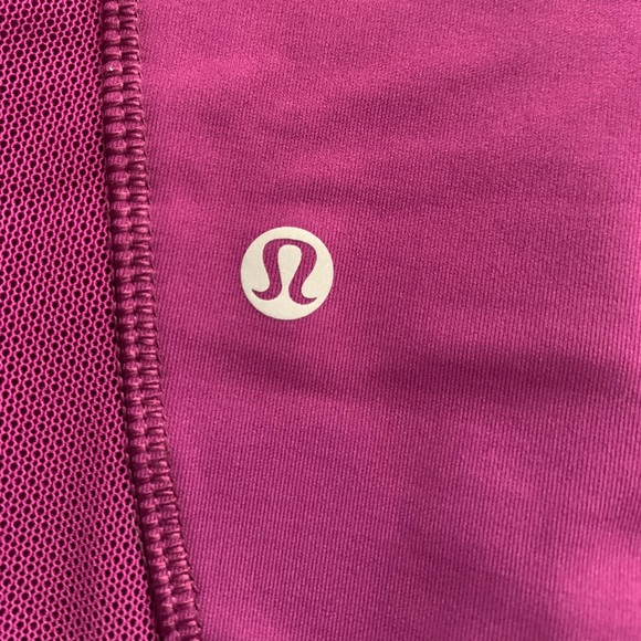 Lululemon Magenta Crop Leggings with Mesh - Picture 8 of 8